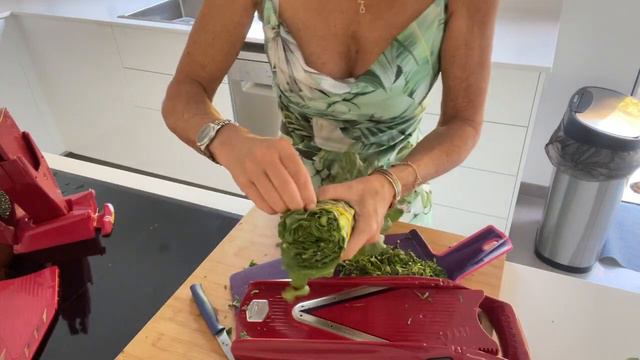 mandolina Borner a cortar caldo verde смотреть онлайн