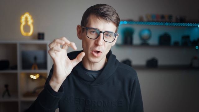 Canon R5 in Low Light vs Canon Eos R | WOW ? смотреть онлайн