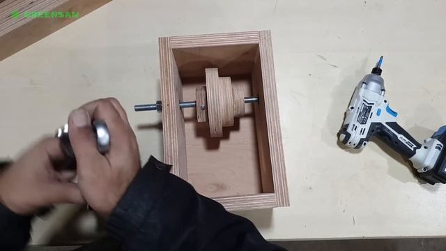 Wooden Lathe Making 1 - DIY