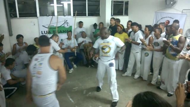 Em busca dos antigos смотреть онлайн