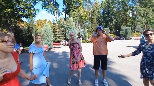 Ukraine,Харьков,танцы,13.08.,"Танцуем ламбаду" смотреть онлайн