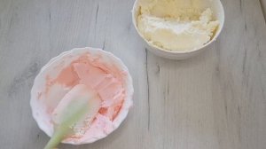 Цветы Розы из творожного крема Цветы для украшения торта из кефира