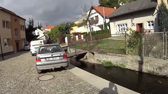 Дорога до"Sportisimo" в Хрудиме. Chrudim. Pardubicky kraj. Czechia/Cesko. смотреть онлайн
