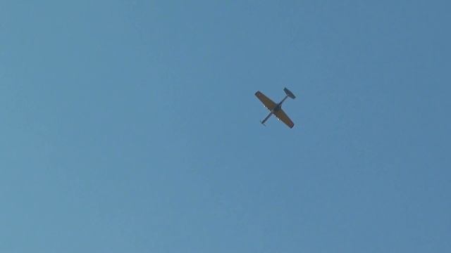 F+W C 3605 "HB-RDB" at Hahnweide Airshow 2016 смотреть онлайн