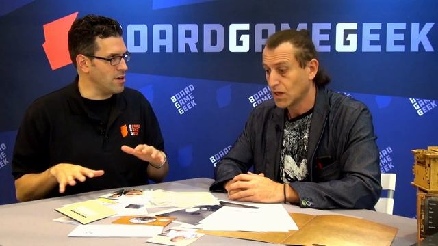 Detective Stories: Case 1- Fire in Alderstein - game overview at SPIEL 2019 смотреть онлайн