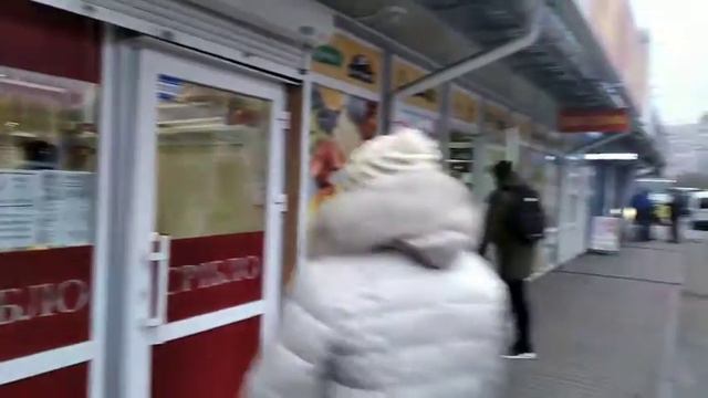 Киоск на пр-те Оболонский, 15 смотреть онлайн