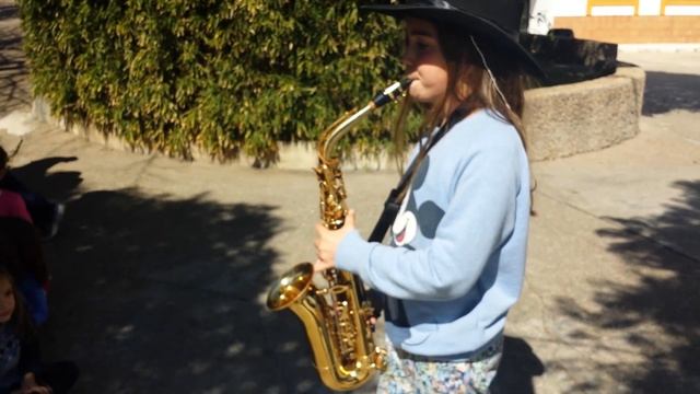 El saxo alto de Marta смотреть онлайн
