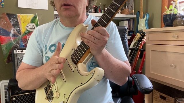 Using Your Stratocaster Wammy Bar смотреть онлайн