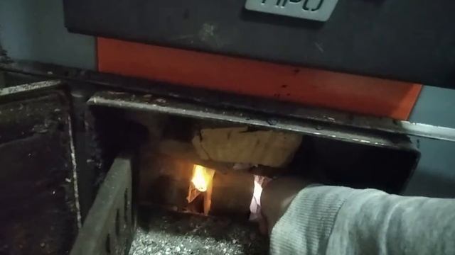 Как растопить котёл смотреть онлайн
