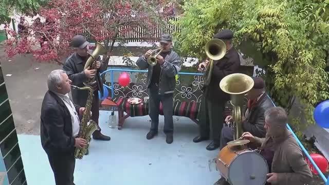 Свадьба. Молдавский танец. Духовой оркестр. Живая музыка. Старые музыканты. Группа Поиск смотреть онлайн