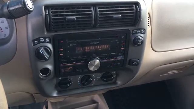 2001 Ford Explorer Sport Trac #1 смотреть онлайн