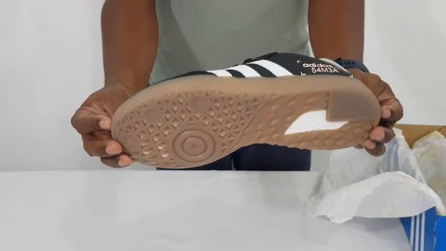 Adidas Originals Samba RM Black BOOST смотреть онлайн