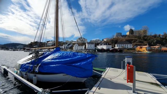 Под небом голубым апрельские моржи. смотреть онлайн