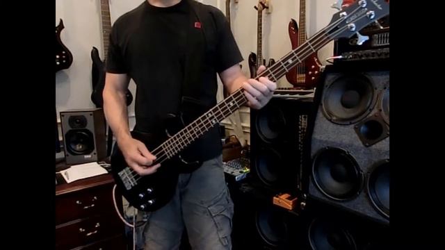 Stay Clean - Motörhead - Bass Cover смотреть онлайн