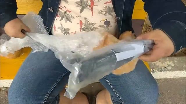 Распаковка Газовых амортизаторов капота на Солярис. смотреть онлайн