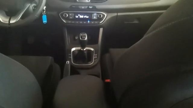 HYUNDAI I30 DPI SLK KLASS 1.5 110CV DARK NIGHT смотреть онлайн