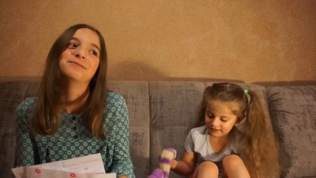 Вопрос - ответ 2 Приветы Благодарности . Дети отвечают на вопросы ! очень смешно . смотреть онлайн