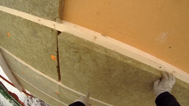 НАРУЖНОЕ УТЕПЛЕНИЕ КАРКАСНОГО ДОМА. СТРОЮ ОДИН. #28 смотреть онлайн