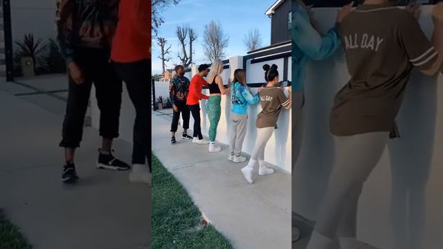 Did we nail this?? 😂 @nikeeolivera @anni.kaay @adamw @destormpower #ballet #friends #fyp #foryou смотреть онлайн