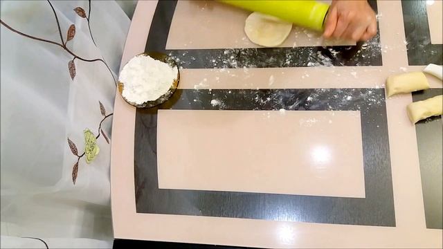 Пирожки с мясной начинкой в слоёном тесте смотреть онлайн