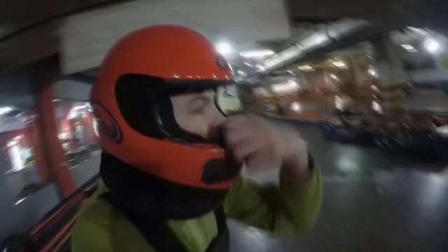 EPIC VLOG: КАРТИНГ, ДР И БАНКА ЛЕЧО:D смотреть онлайн