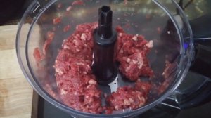 Котлетный фарш на блендере "polaris" PHB 1590AL CUBE