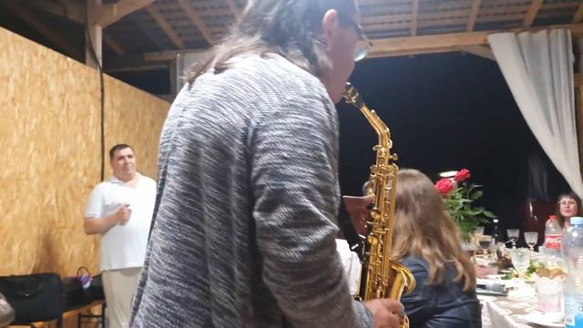 Михаил Чутко- соло на саксофоне (выступление на юбилее) смотреть онлайн