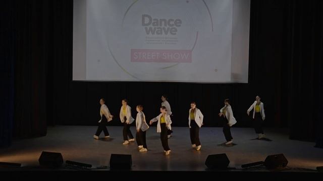 Школа танцев “THE BASE” — Attention, please! STREET SHOW 14 17 смотреть онлайн