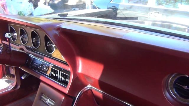 1970 FORD THUNDERBIRD WITH FACTORY SUNROOF interior looking from passenger door смотреть онлайн