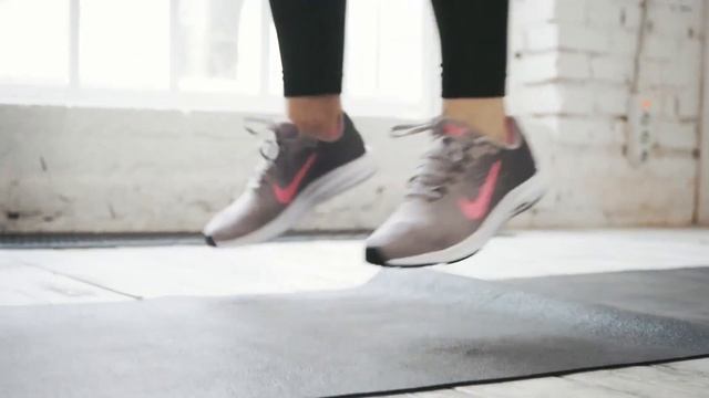 Никуда не ходи, тренируйся дома! смотреть онлайн