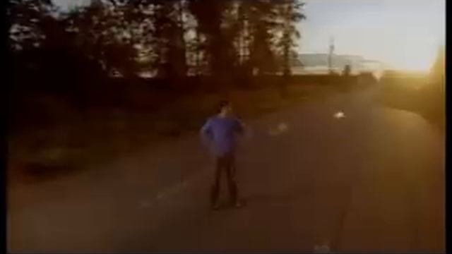 Smallville - Follow Me смотреть онлайн