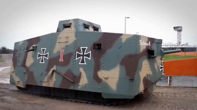Обзор пластиковой модели танка _Sturmpanzerwagen A7V_ смотреть онлайн