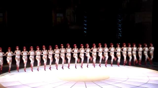 Berlin revue / friedrichstadtpalast chorusline смотреть онлайн