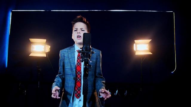 «Родина-мать» исполняет Федор Нарижний, юнармеец, 8 лет. Вологда. Автор песни М. Фадеев. смотреть онлайн