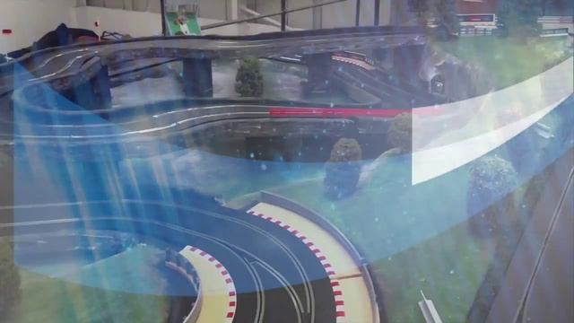 Team Scalextric, GT3 vs Audi Quattro including sounds and crashes - digital scalextric смотреть онлайн