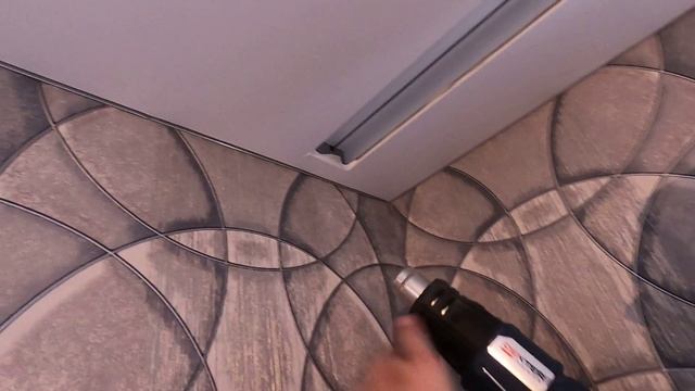 Как мы установили скрытый карниз на установленный натяжной потолок смотреть онлайн