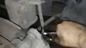 Замена передних тормозных шлангов