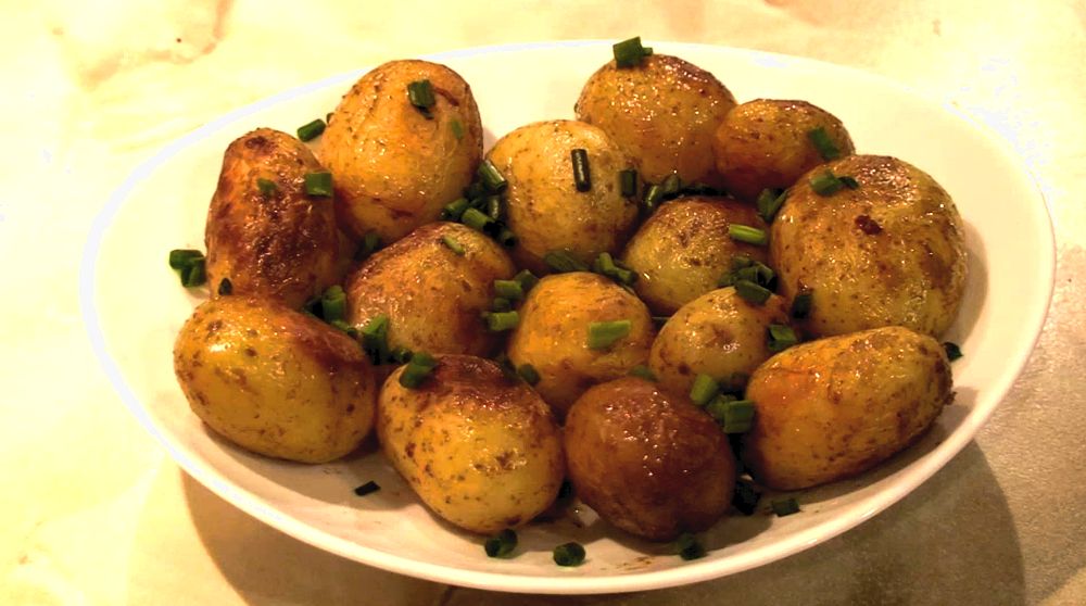 КАРТОШКА В МУЛЬТИВАРКЕ: Запекаю вкусно и быстро!