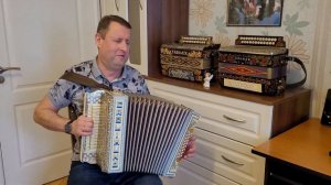 Паша гармонист - Почему, ты, вчера ушла