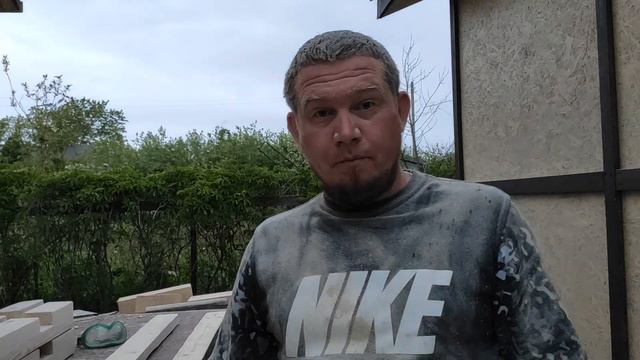 Двухъярусная кровать своими руками. Кровать за 3000 рублей для дачи.