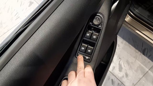 Granta  лифтбек