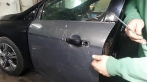 Снять ручку двери                   FORD FOCUS 3 1.0 ecoboost
