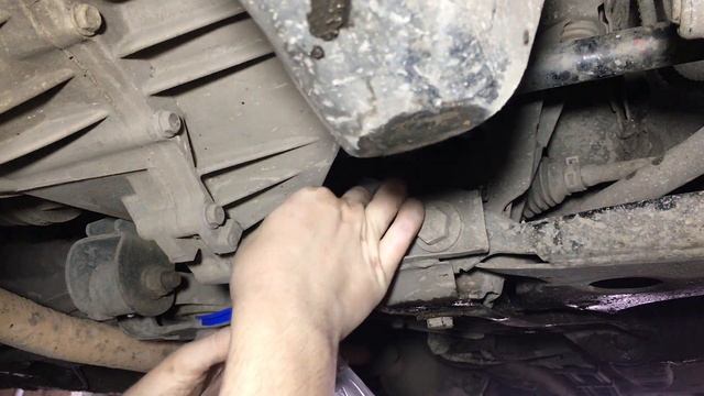 Замена трансмиссионного масла в КПП LIFAN X50/ CASTROL смотреть онлайн