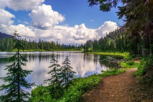 Неведомая Русь. По старым русским рубежам.