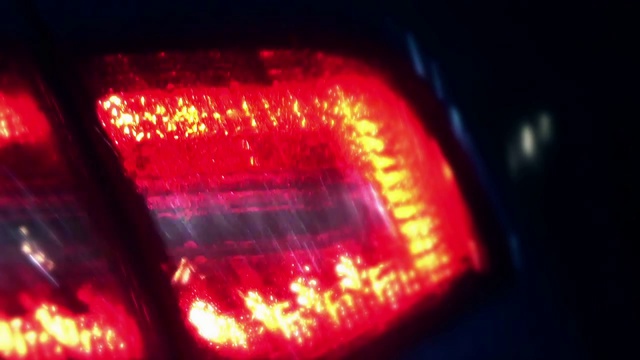 Audi R8 V10 Vs Audi RS6