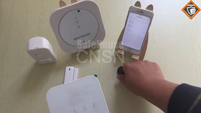 Добавление WIFI GSM сигнализации SH-013GW в приложение Tuya Smart регистрация датчиков и клавиатуры смотреть онлайн