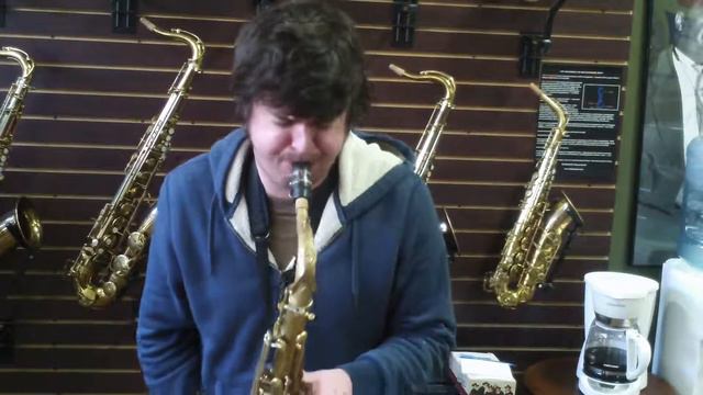 Vintage Selmer Paris Mark VI Tenor Saxophone in Raw Brass #85348 смотреть онлайн