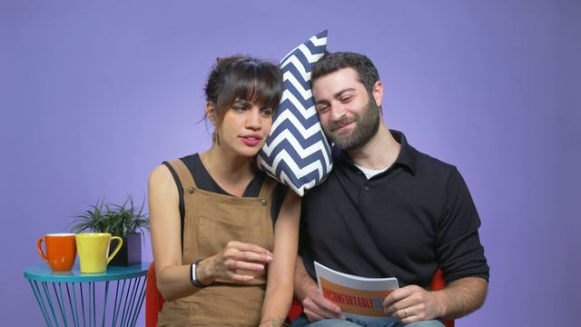 Natalie Morales | Uncomfortably Close смотреть онлайн