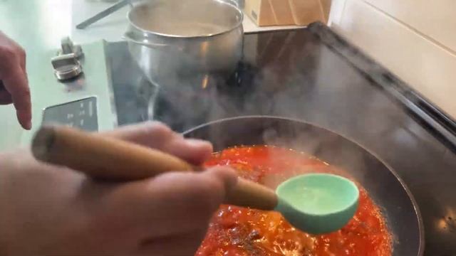 Быстрый Ужин за 10 минут! Макароны ПЕННЕ карбонара с копченым сыром смотреть онлайн