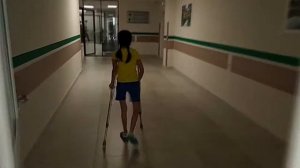 Начинаем ходить без костылей после перелома бедра